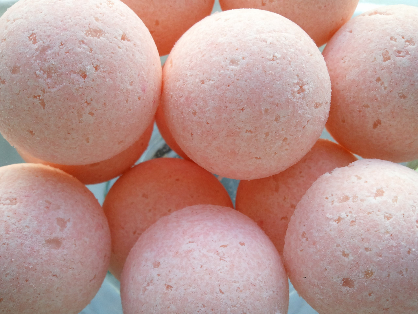 14 bath bombs in Amazing Grace (Philosophy Type) fragrance, great for dry skin