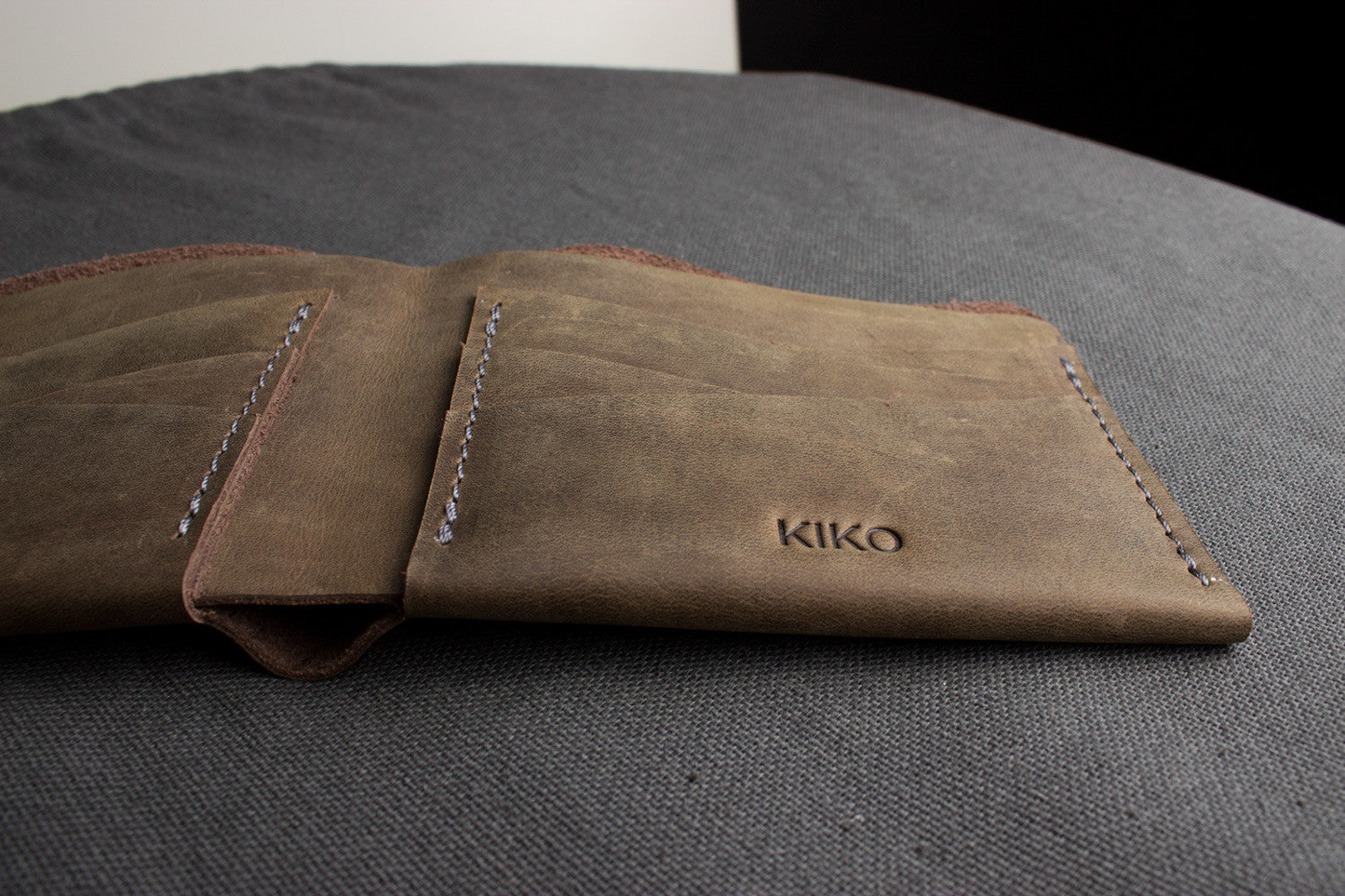 Buck Bifold