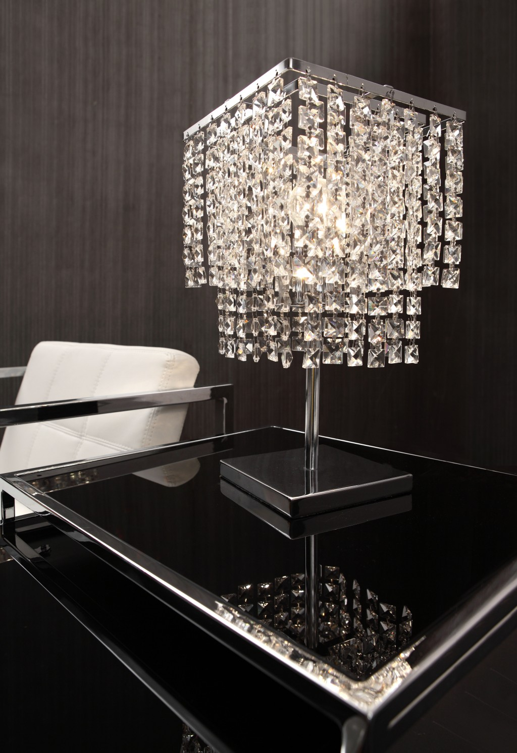 Dazzle Falling Crystals Table Lamp