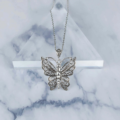 Filigree Art Butterfly Design Women Silver Pendant Necklace