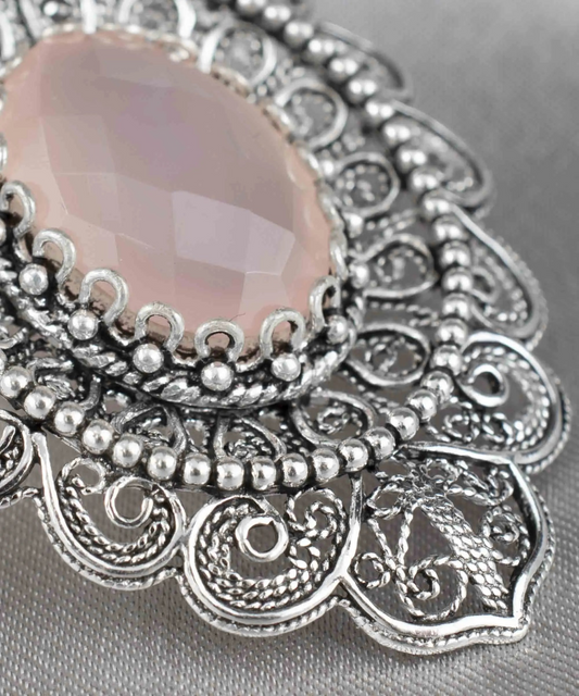 Filigree Art Pink Chalcedony Gemstone Floral Figured Women Silver Oval Pendant Necklace