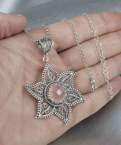 Filigree Art Pink Chalcedony Gemstone Star Design Women Silver Pendant Necklace