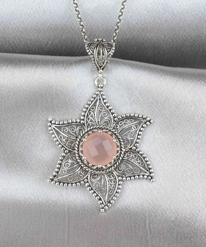 Filigree Art Pink Chalcedony Gemstone Star Design Women Silver Pendant Necklace