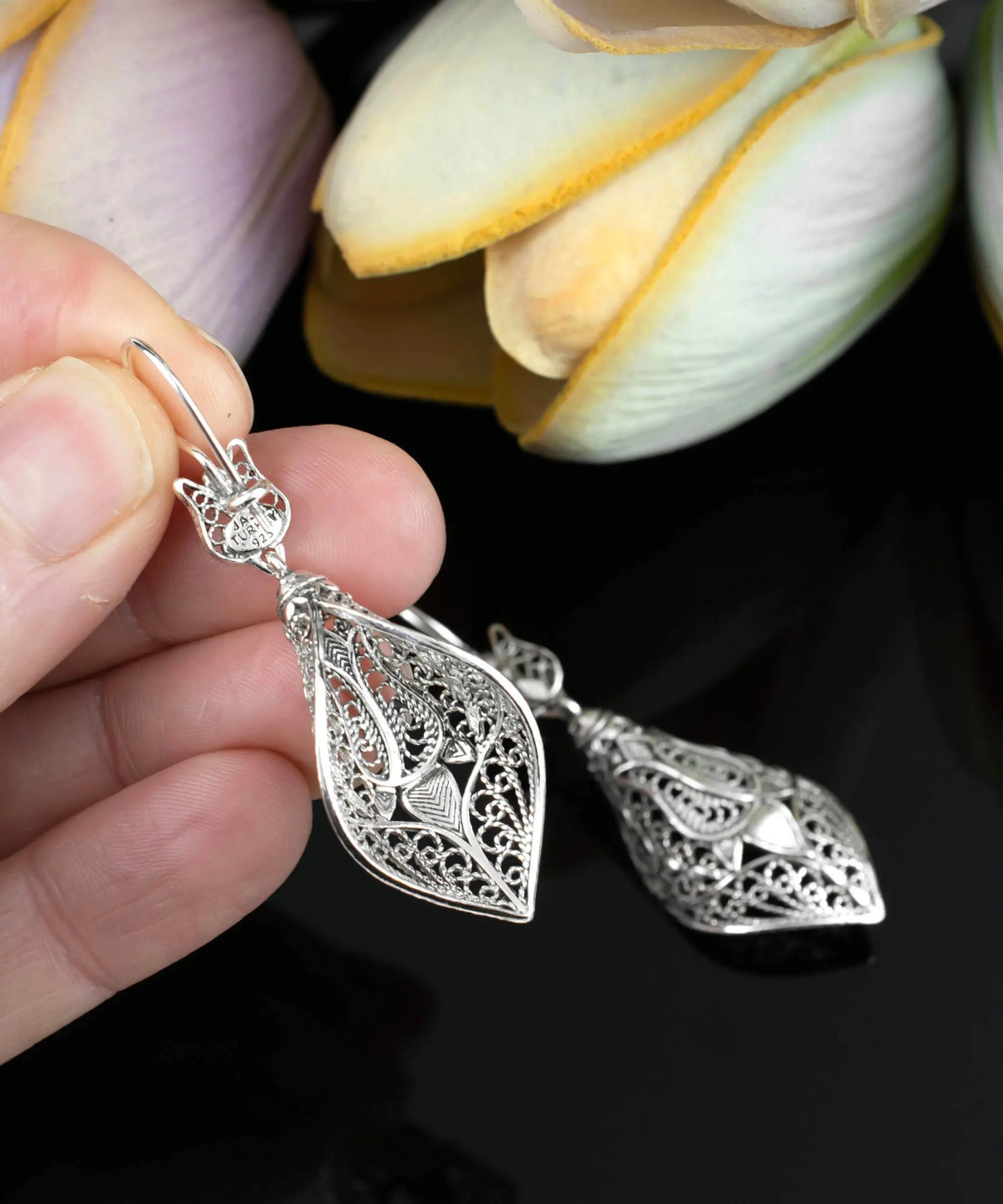 Filigree Art Tulip Figured Women Sterling Silver Dangle Drop Earrings