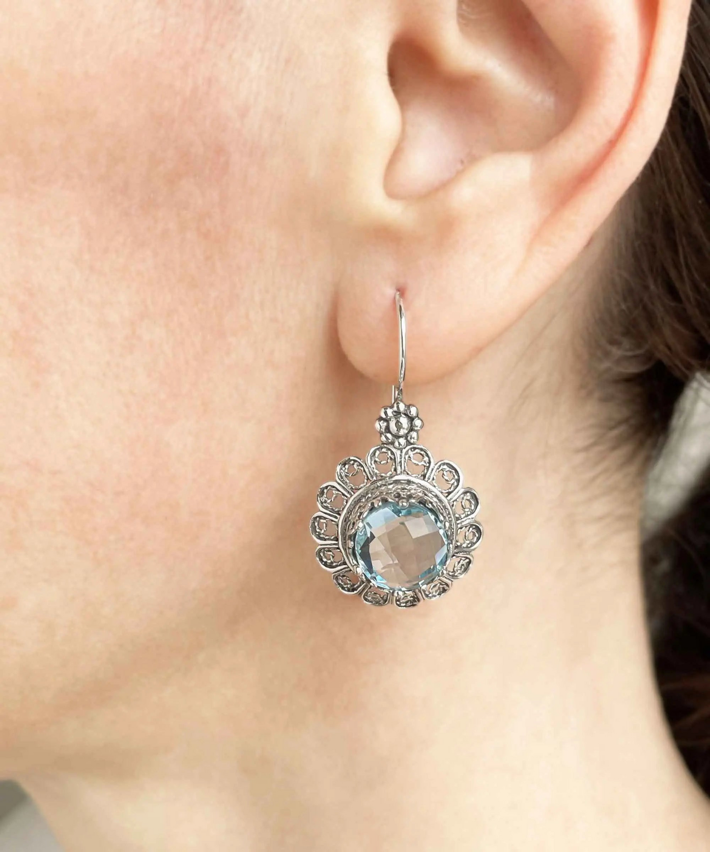 Filigree Art Flower Design Blue Topaz Gemstone Women Silver Drop Earrings