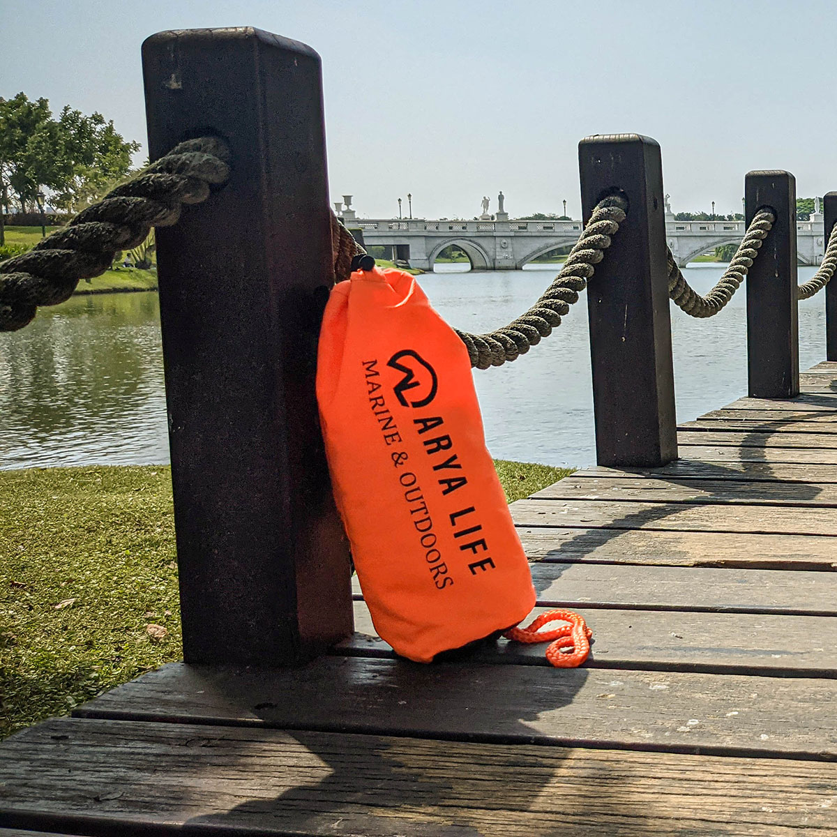 Arya Life Throw Rope Rescue Bag with 70ft of Marine Rope.