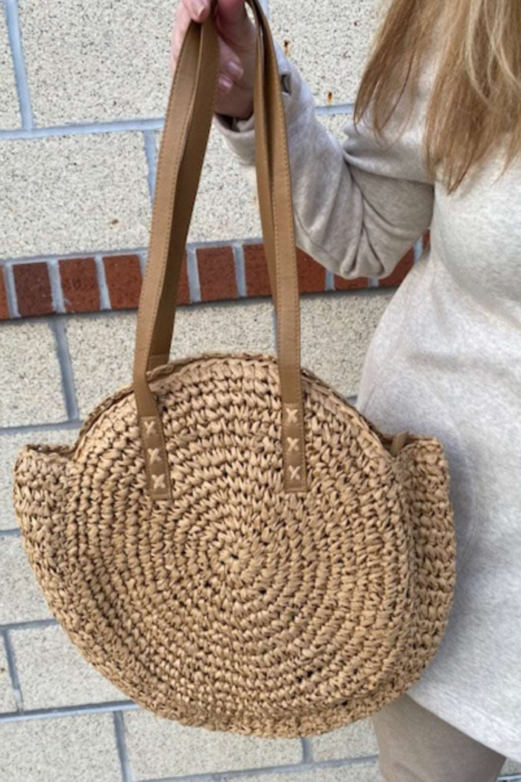 Round Straw Shoulder Bag